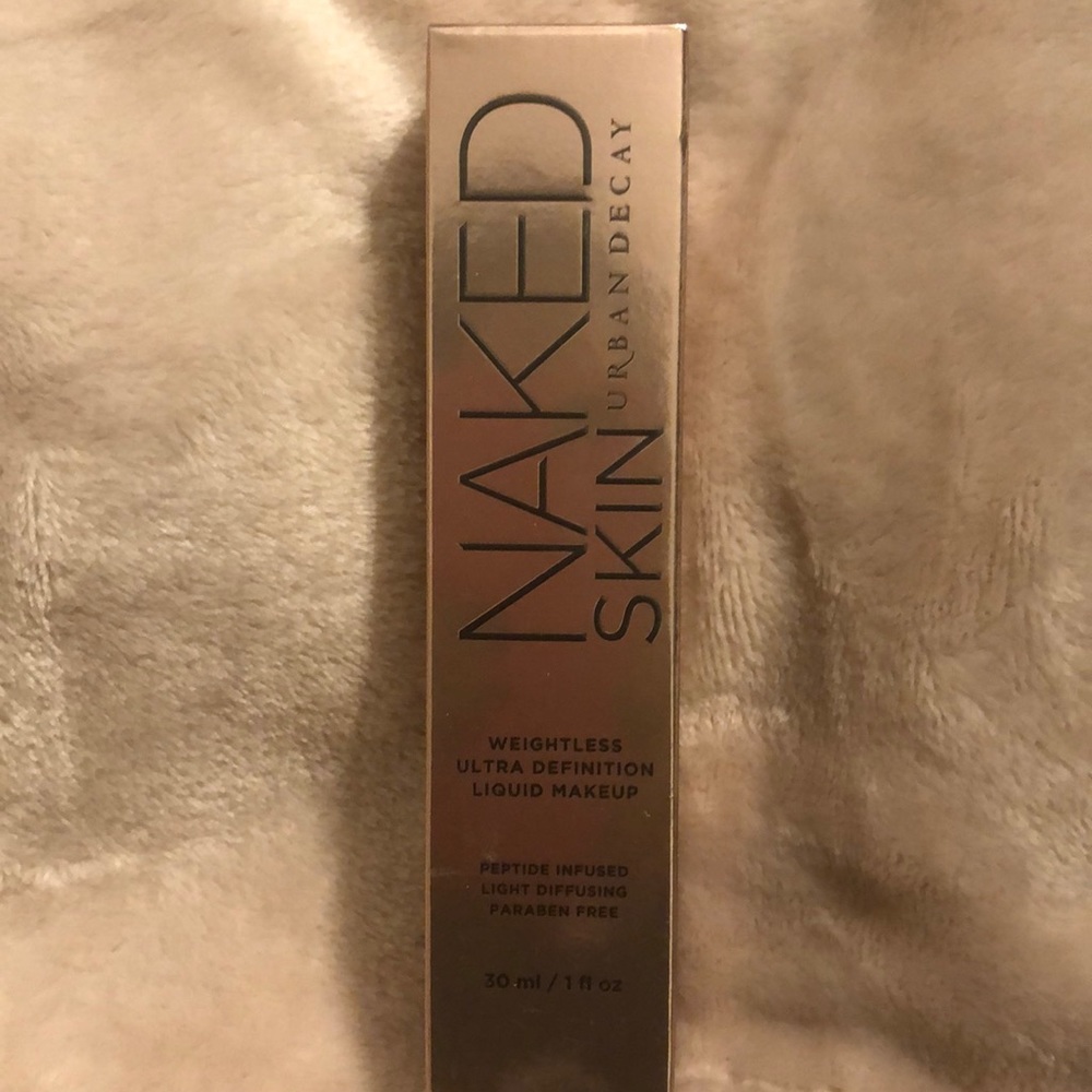 Weightless ultra definition liquid makeup